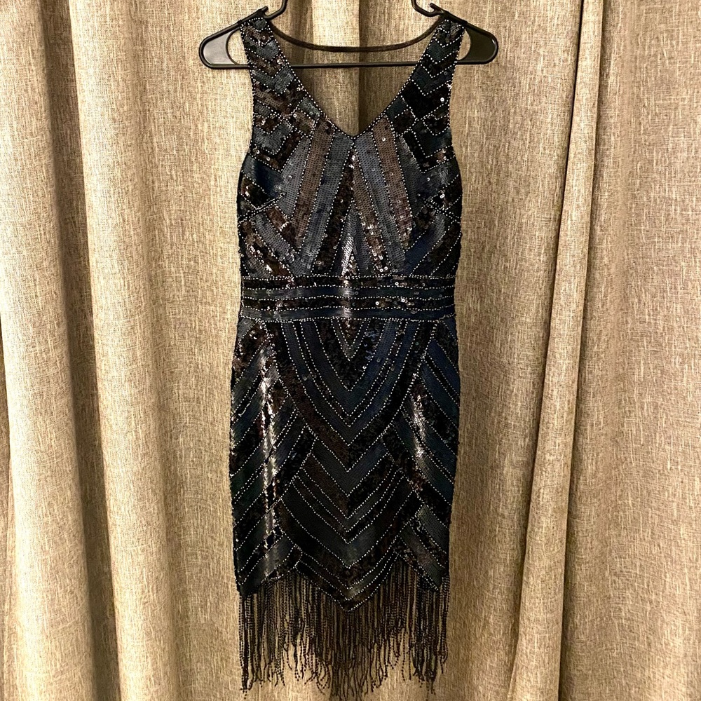 Like New! Molly Bracken Sequin Beaded Fringe Dress w/ Mesh Back, Women’s Medium